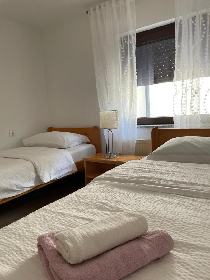 House Leonarda Hotell Grabovac  Rum bild