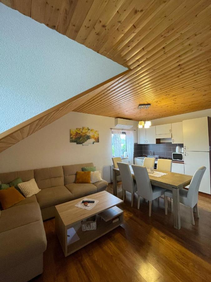 House Leonarda Hotell Grabovac  Exteriör bild